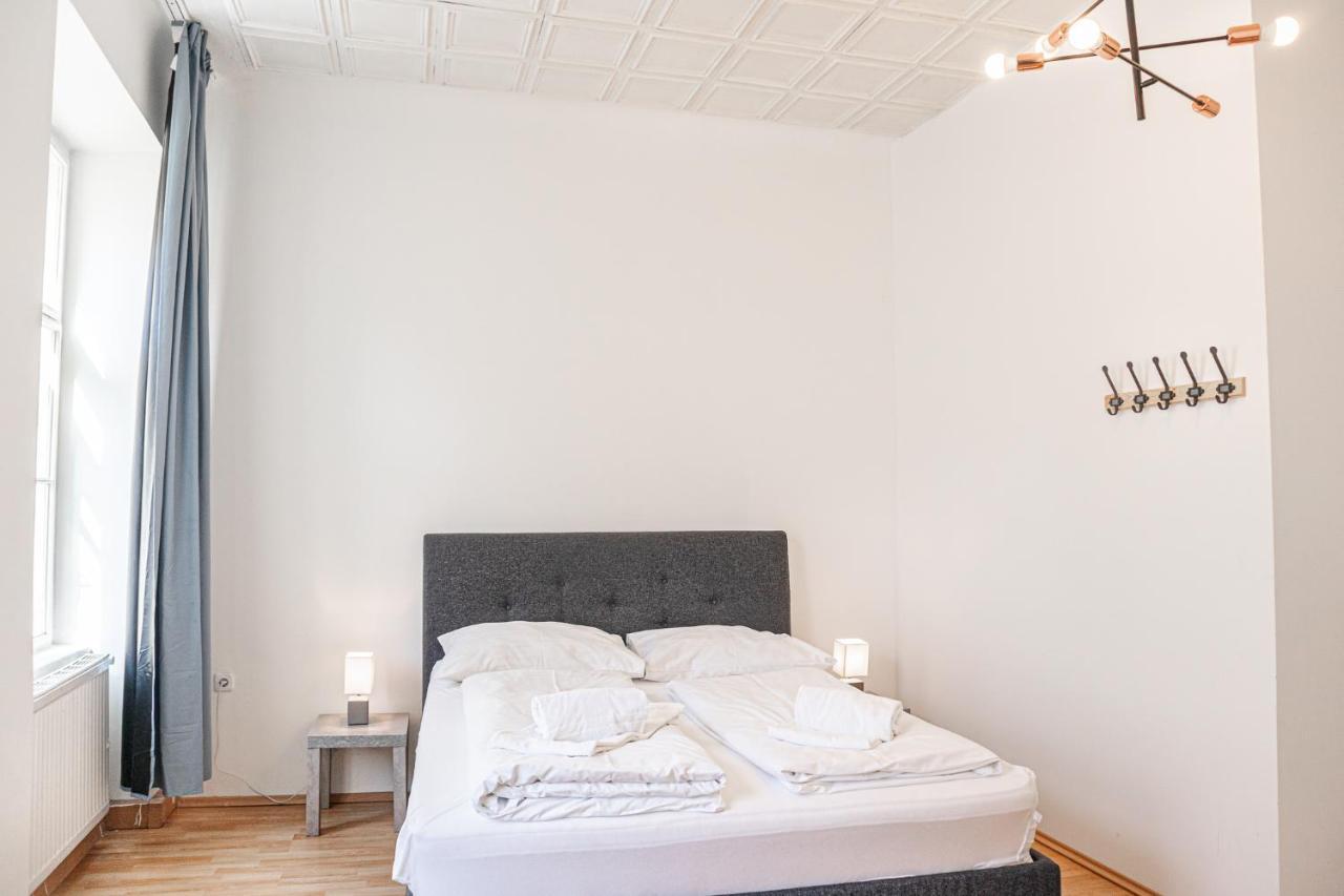 Central Belvedere 3Br Shared Apartment - 12 Min From City Center Wien Eksteriør billede